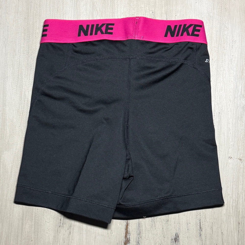 Nike Black Shorts / Spandex - Picture 2 of 4